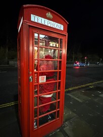 Queen street walking to Heeton hotel