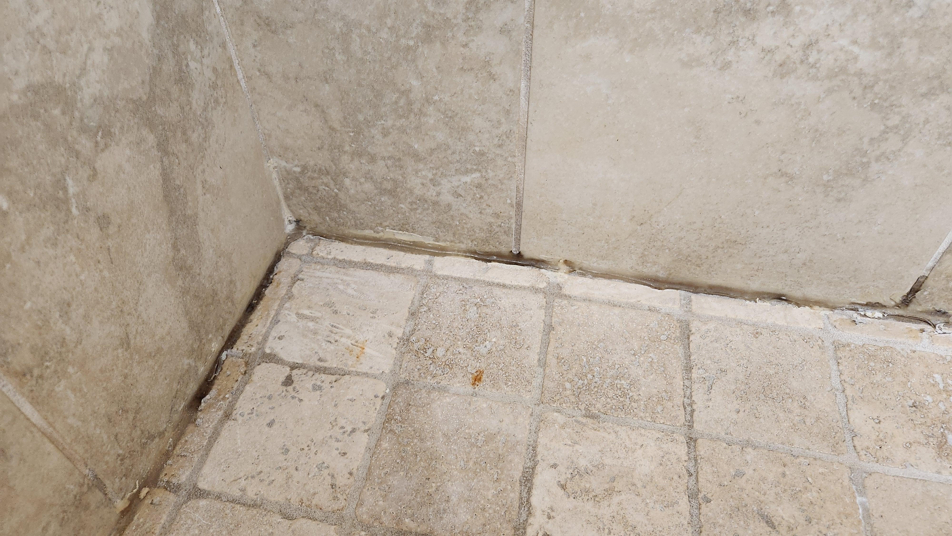 Primary bedroom bathroom 