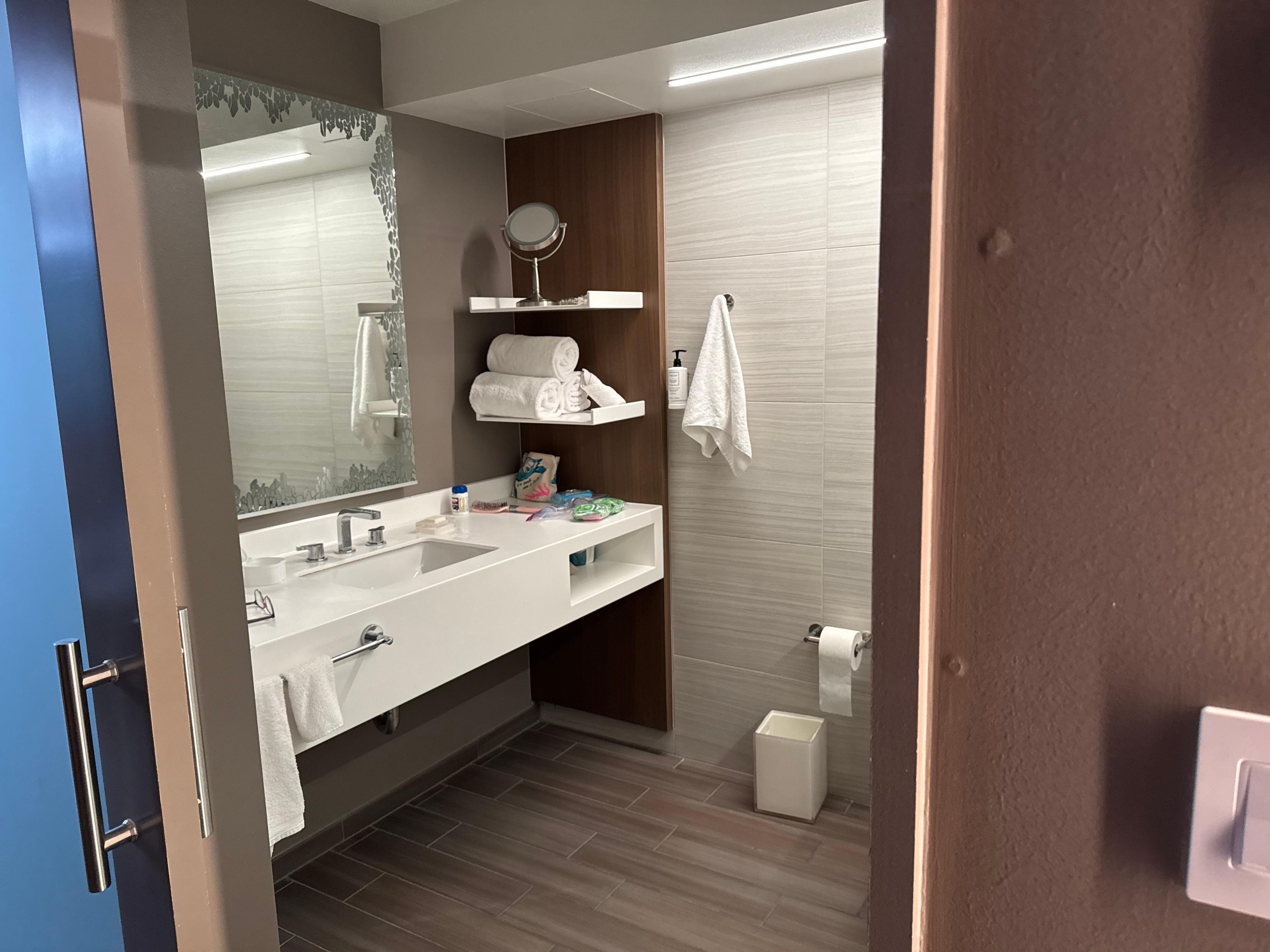 Spacious bathroom