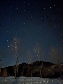快晴で22時頃、満点の星空が素晴らしかった。(iPhone15Pro)