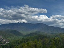 Beautiful Smoky Mtns~ viewed from the Gâburg Bypass.