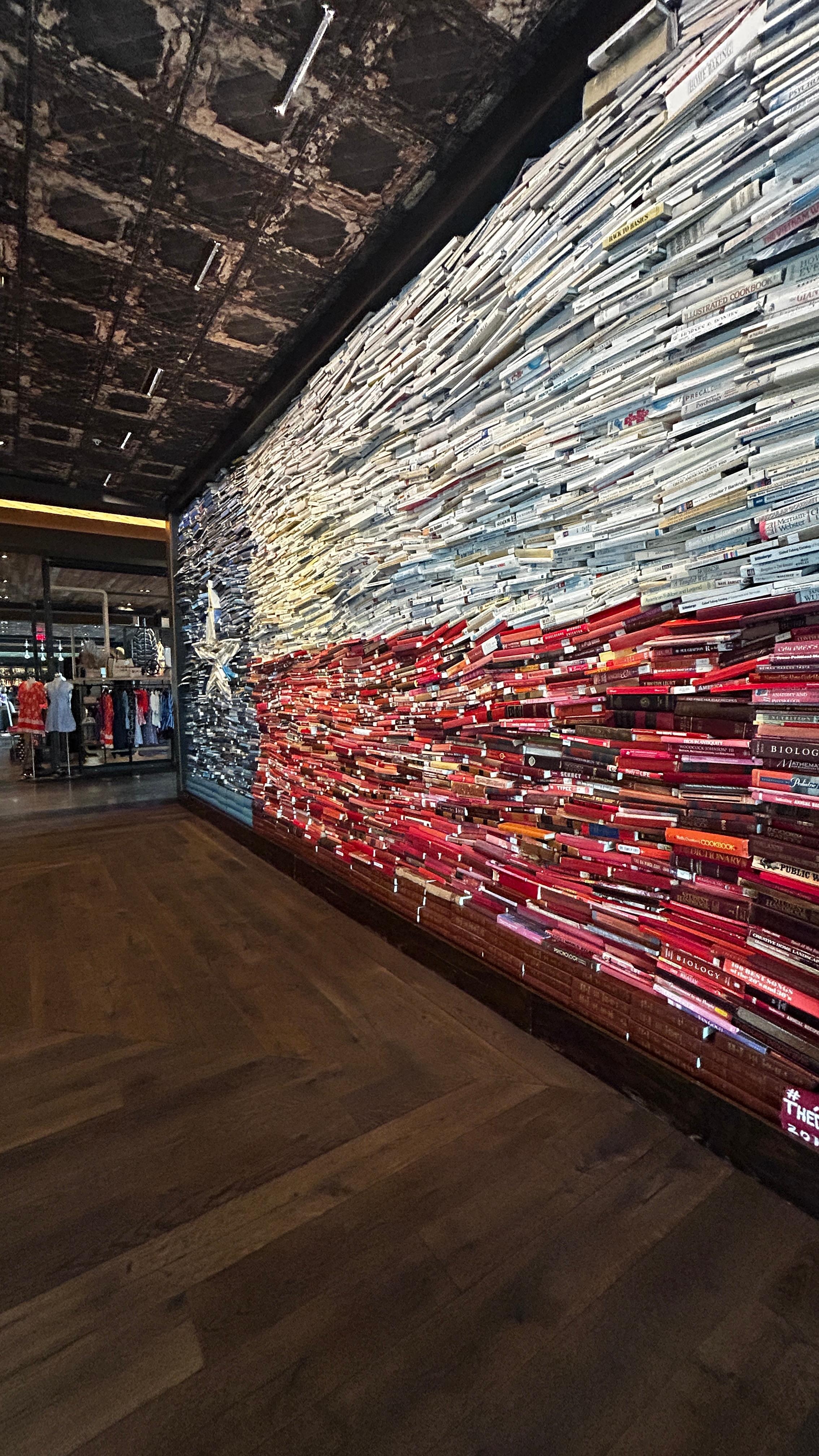 Texas flag Books in the lobby 
