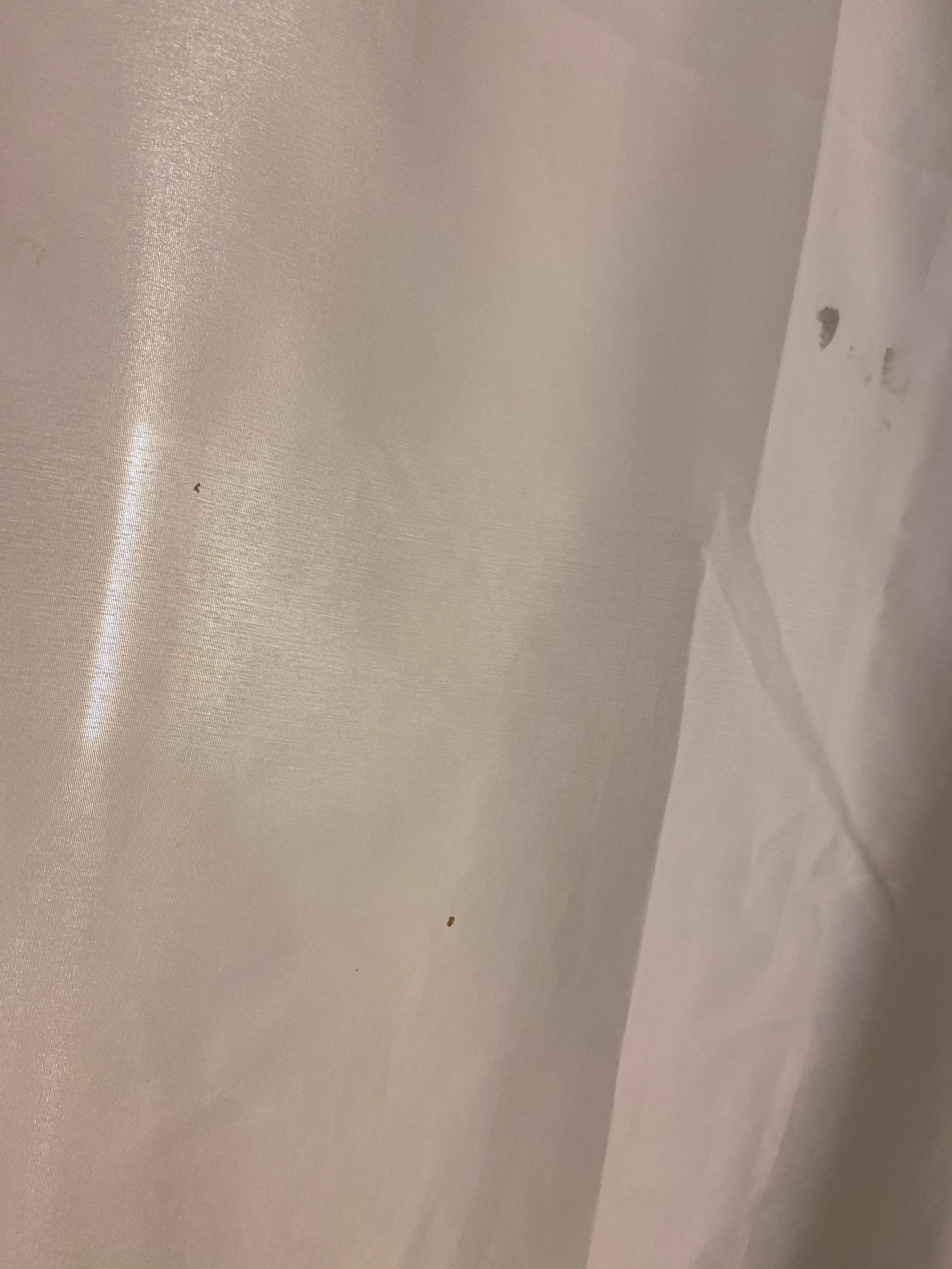 Rideau de douche pleins de taches 