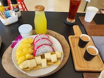 ììčšììŹì íì ìŁŒë êłŒìŒ, ìŁŒì€,ì»€íŒ breakfast