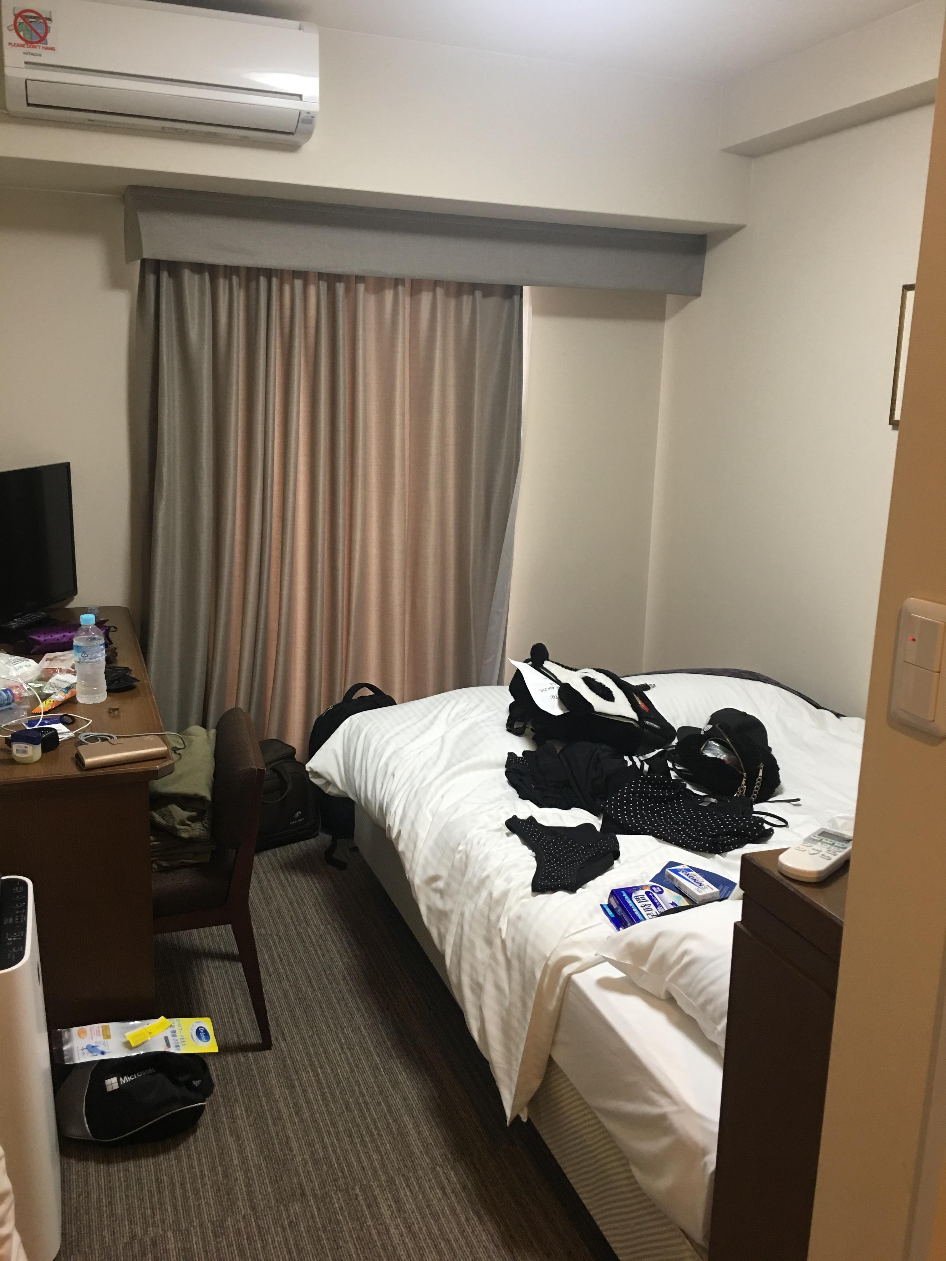 Room with AC, see size