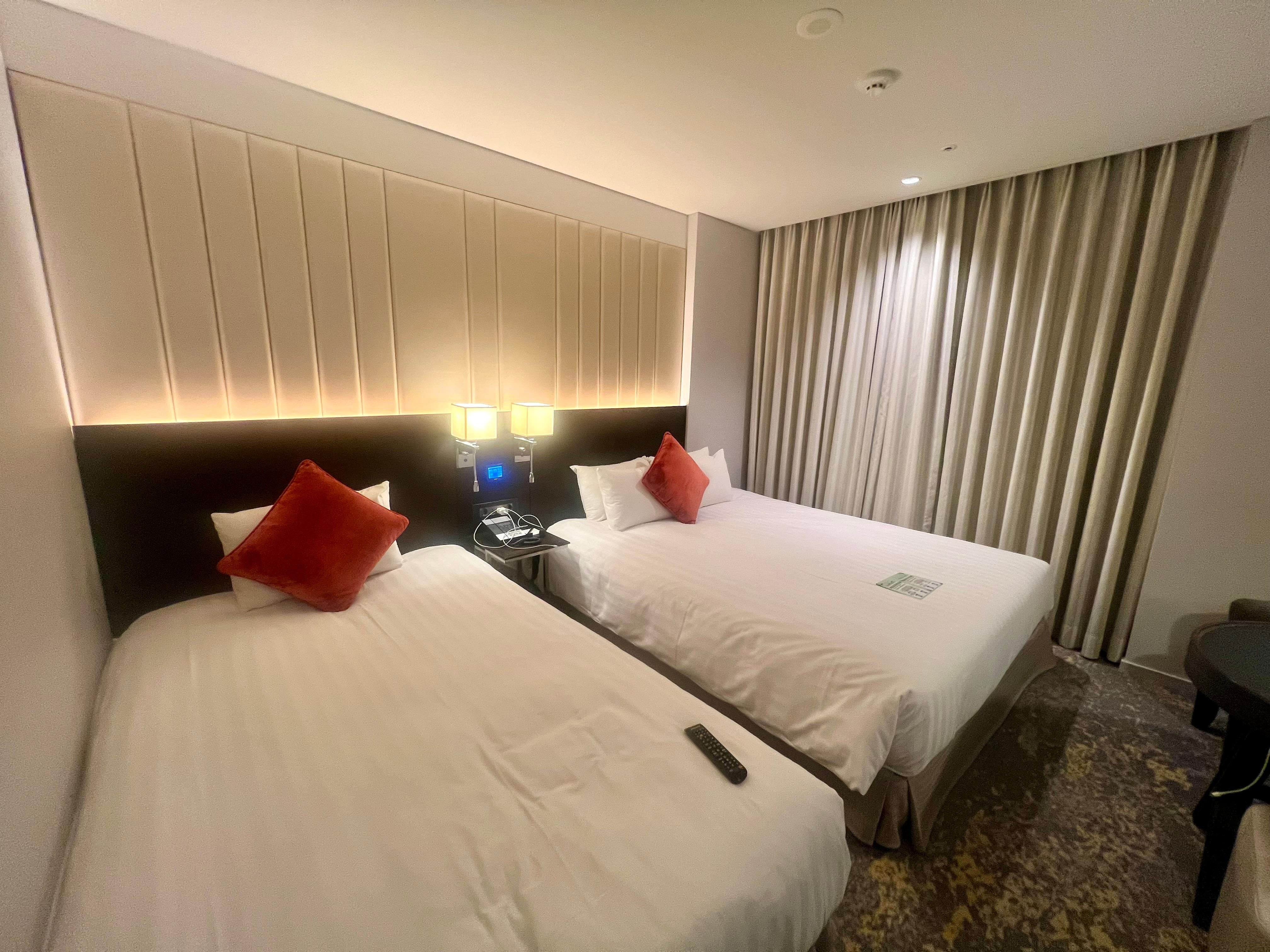 Twin family room