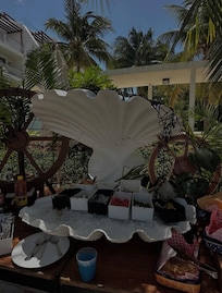 Taco bar by the el beso pool