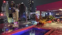 屋上のプール。