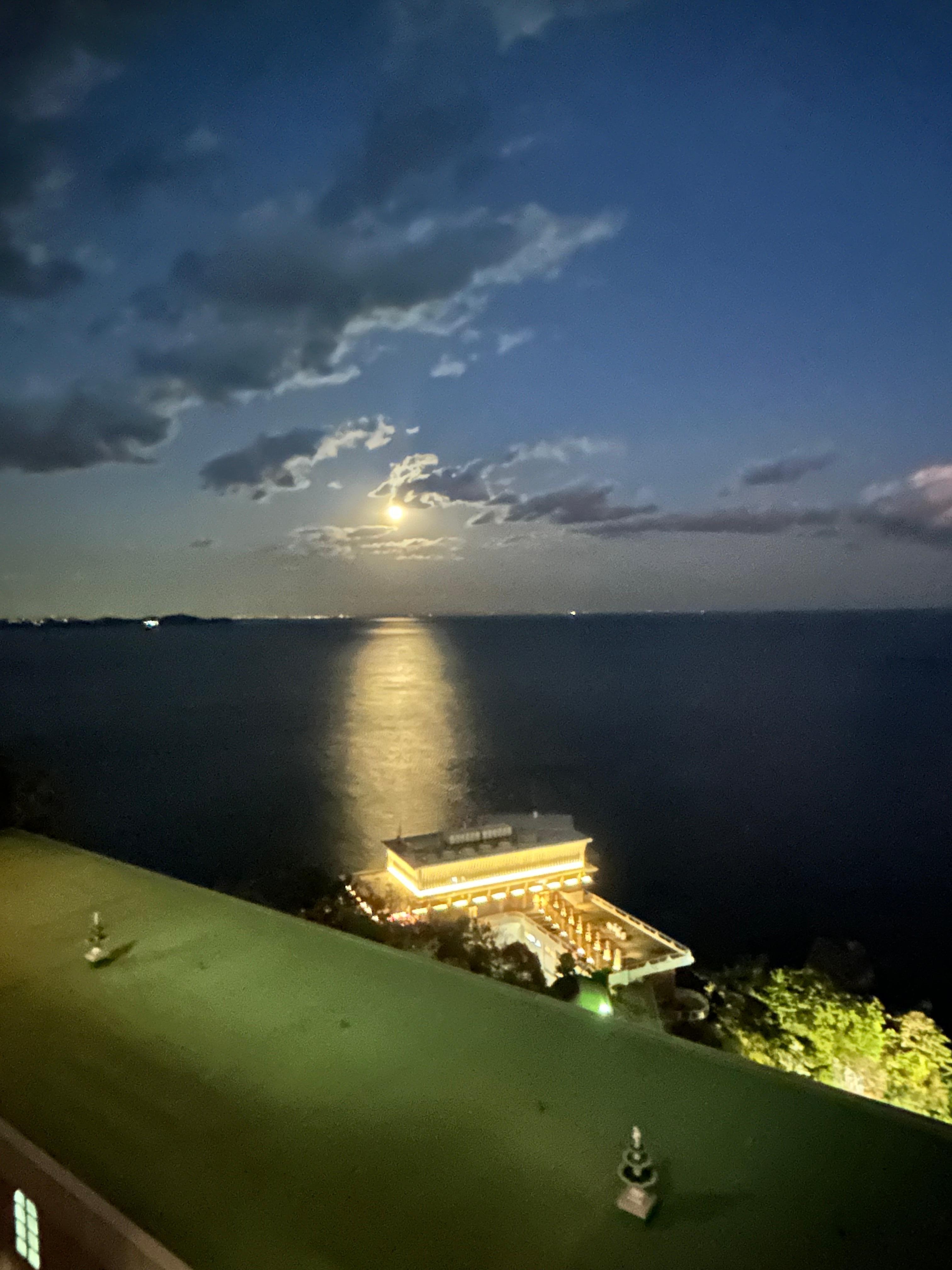 到着後の夕焼け