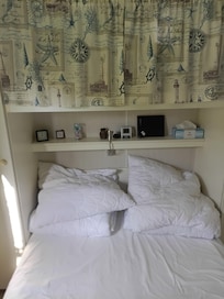 Regal voll vom EigentĂŒmer