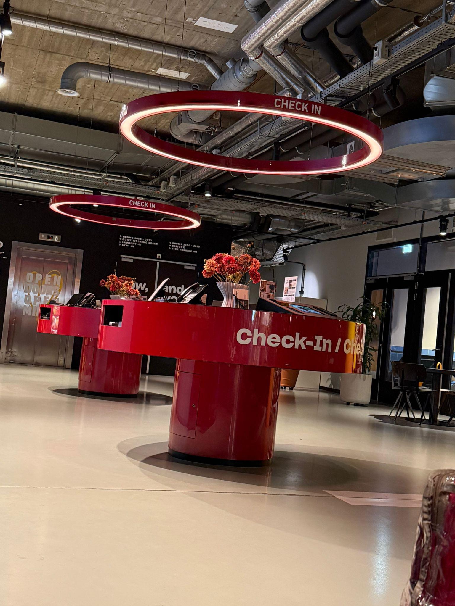 @ 3am no receptionist 