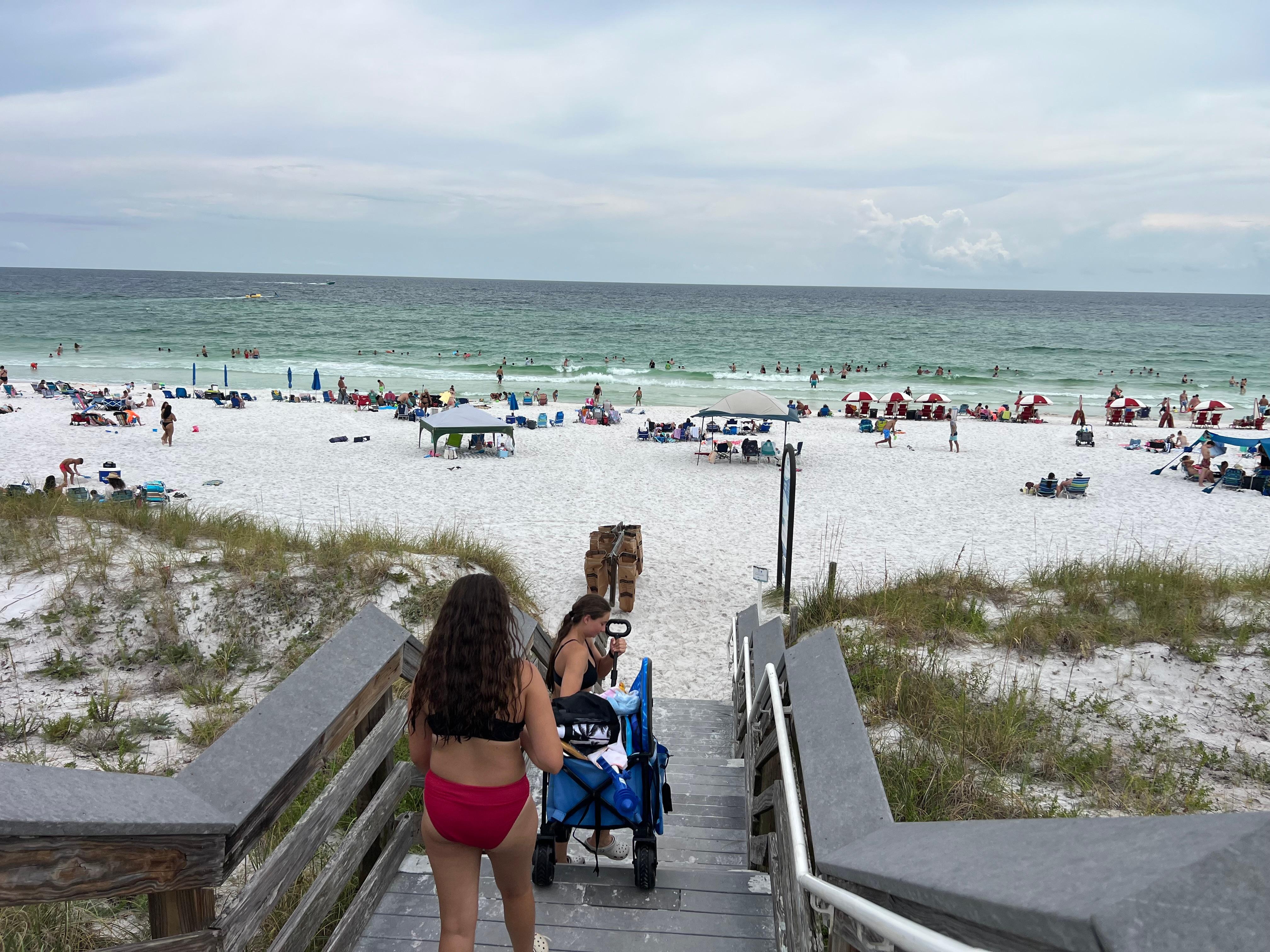 Quick walk to the beach!