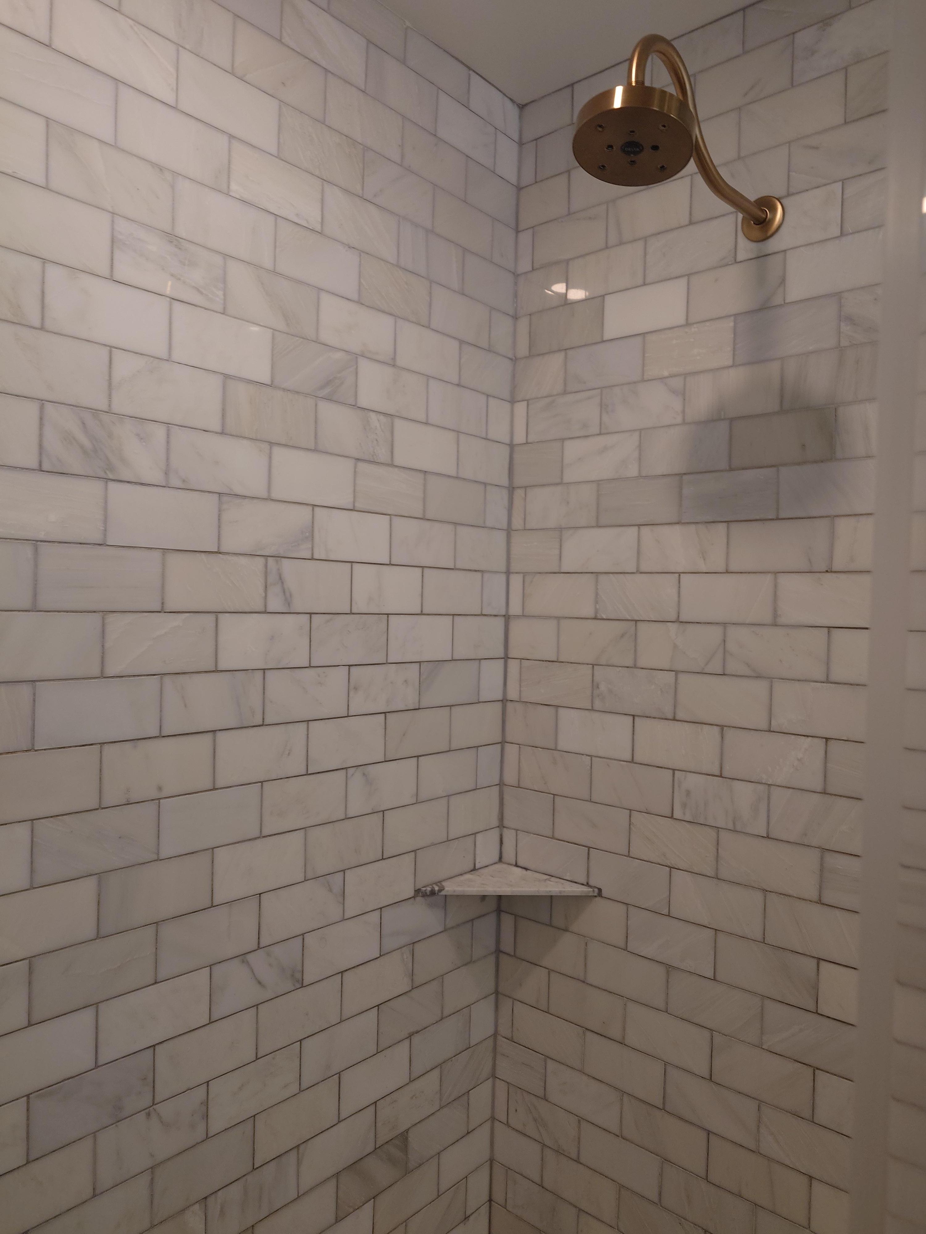 シャワーが固定式だったのがちょっと不便