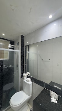 Banheiro em péssimo estado