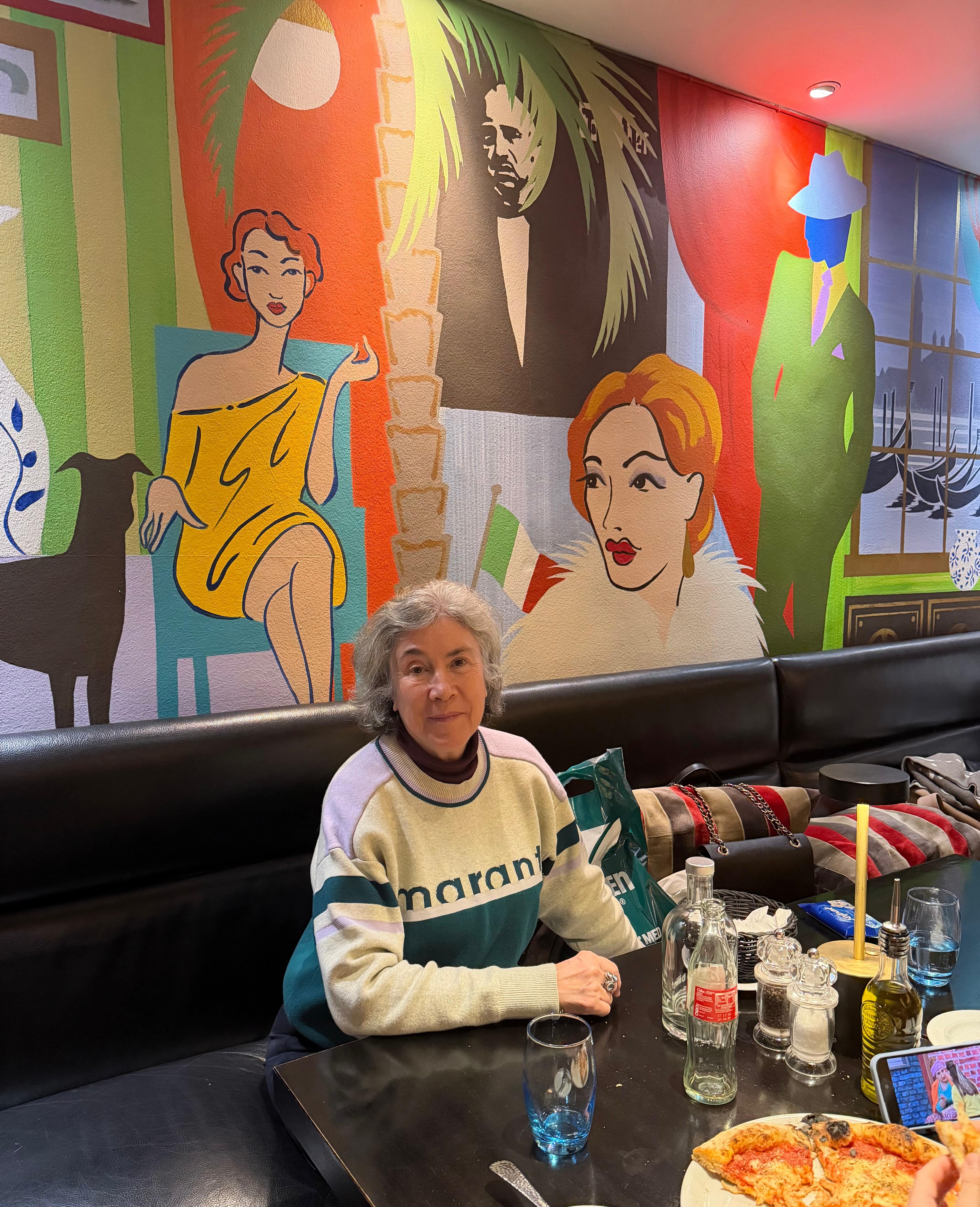 Otelin ana restuarantı çok iyi. Garsonlar çok güleryüzlü, yemekler nefis 