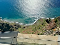 Glass Floor cliff view
