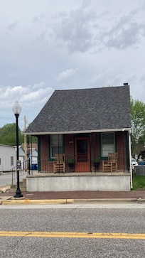 Front of house great porch