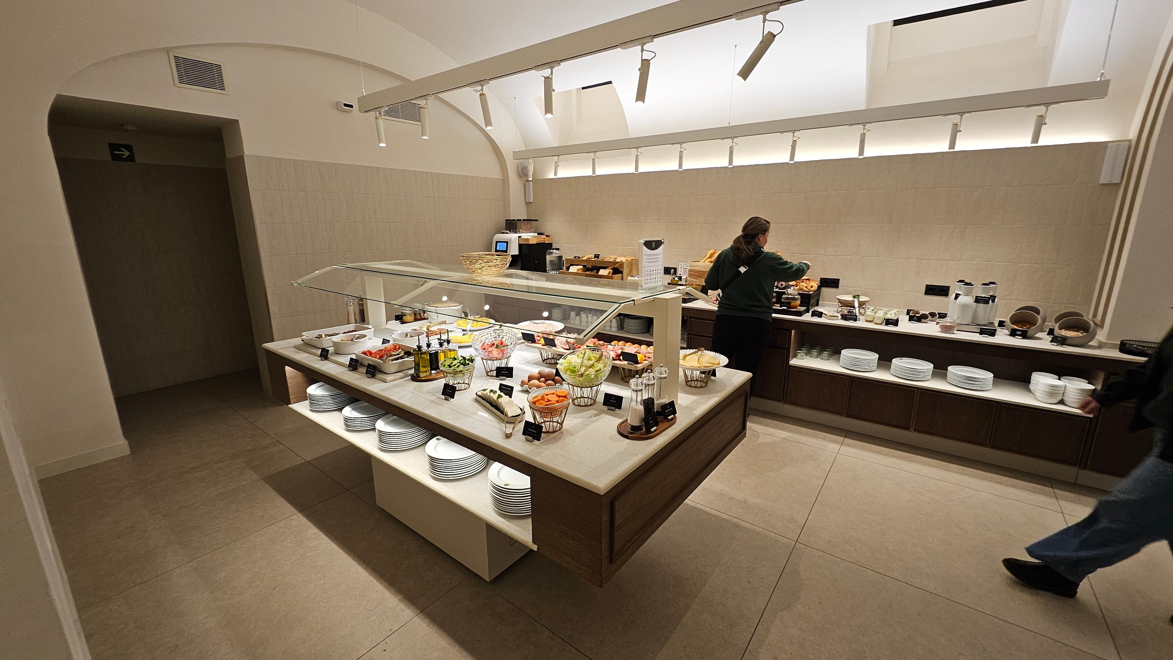 This is part of the breakfast, there was more to the right. 