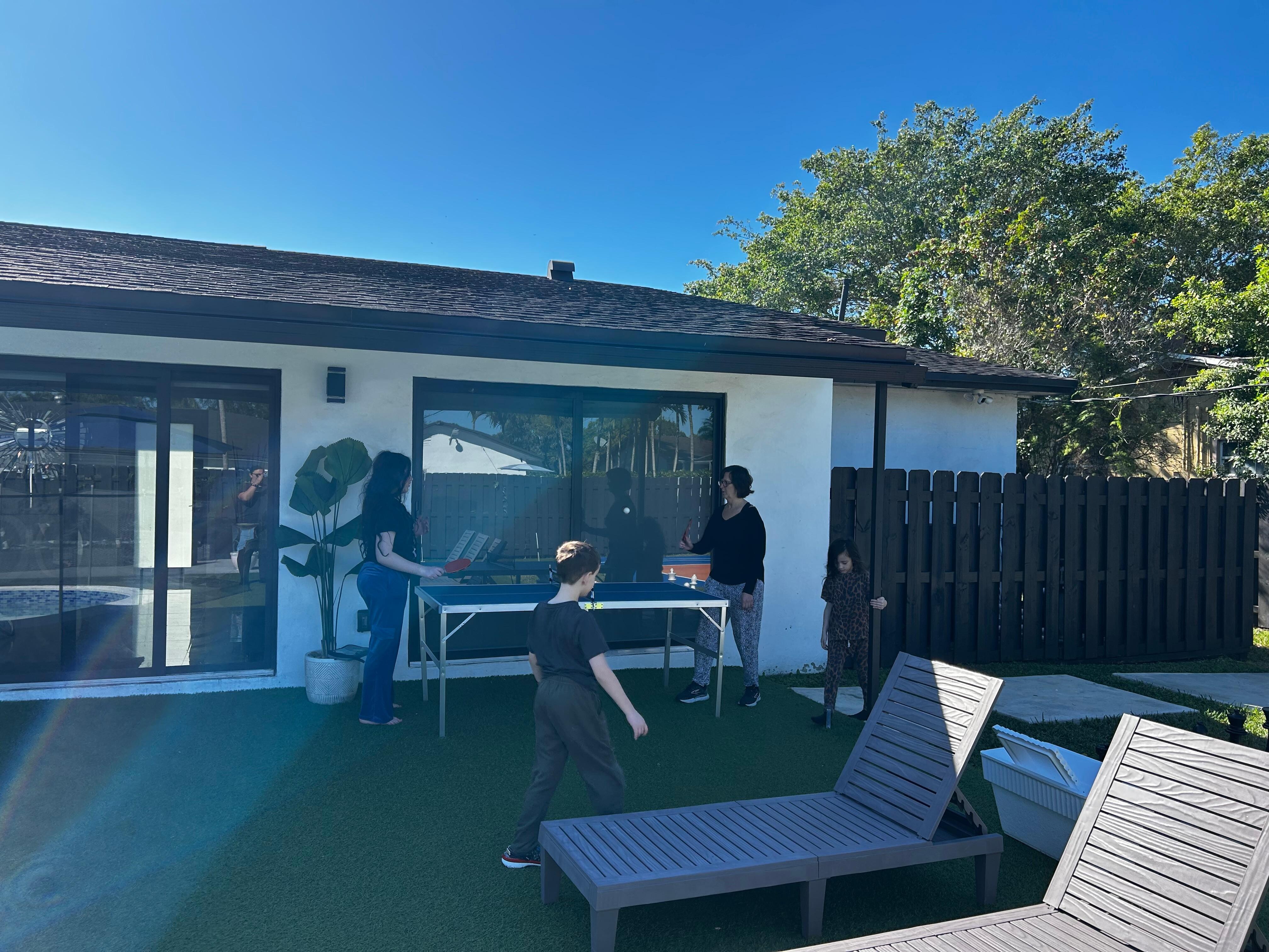 Ping pong table & lounge chairs