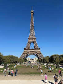 Our first trip to Paris was made more wonderful because of our stay at « Haven of Peace ».