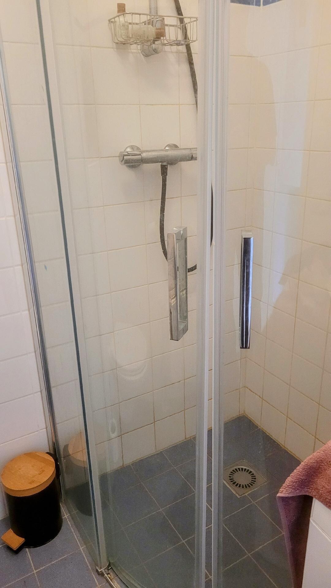 shower doors