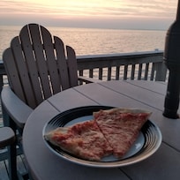 dinner on the deck in jommies....priceless!