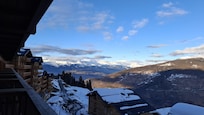 Vue sur la vallée depuis la chambre
