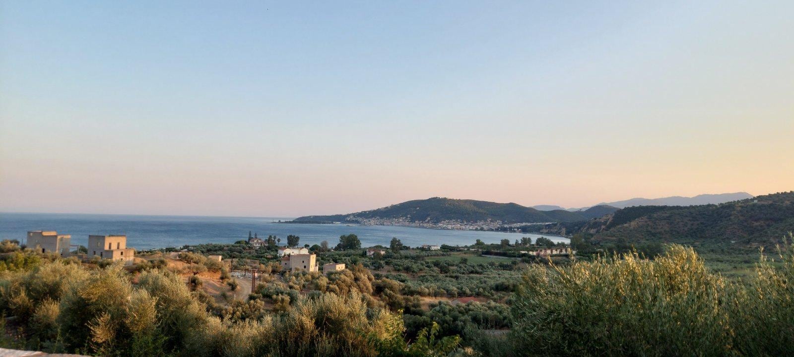 Η εκπληκτική θέα απο την βεράντα μας