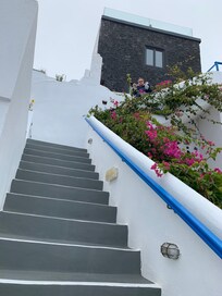 Steps from Reception up to entrance.