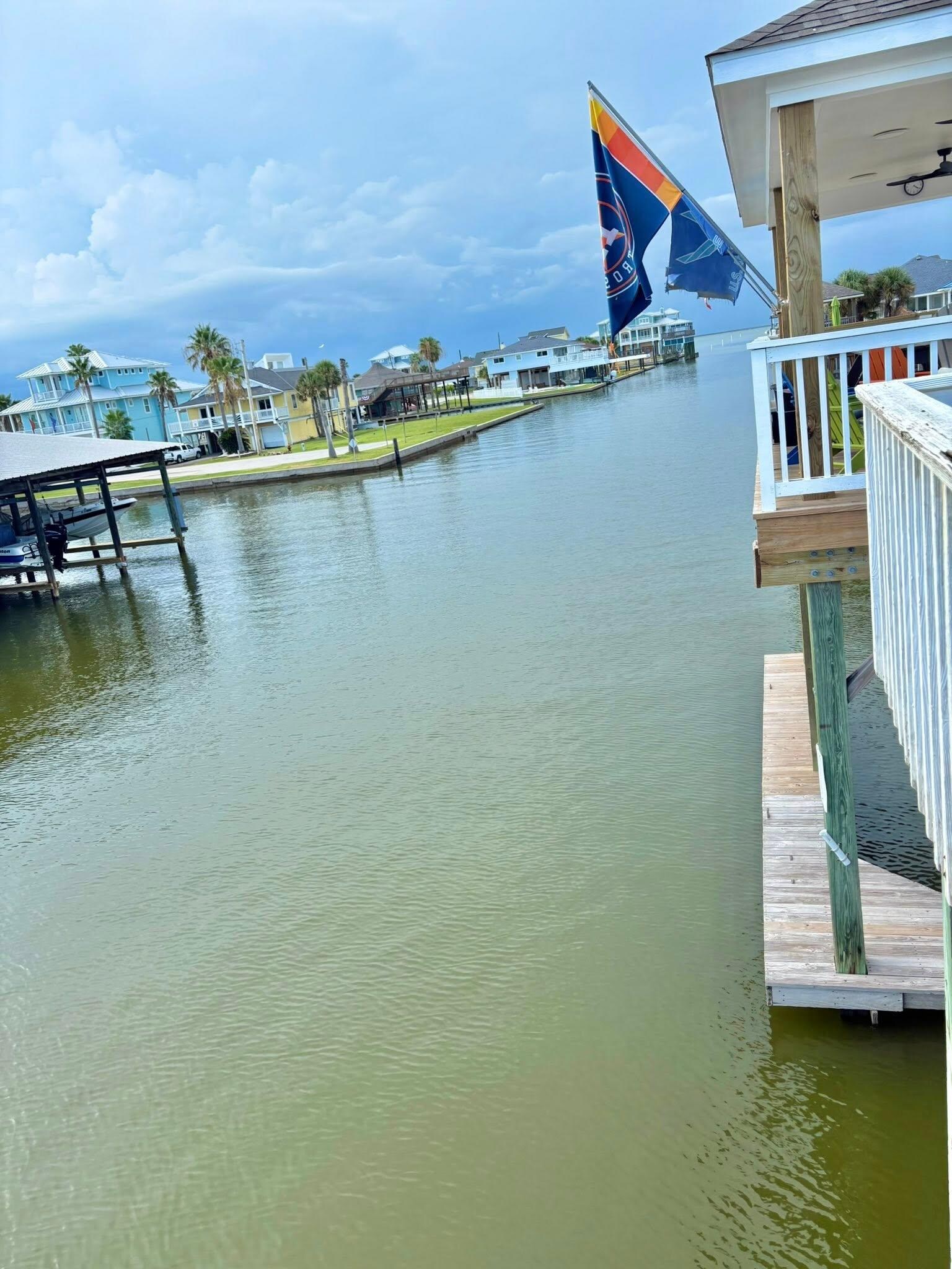 View to the right from the top Deck.