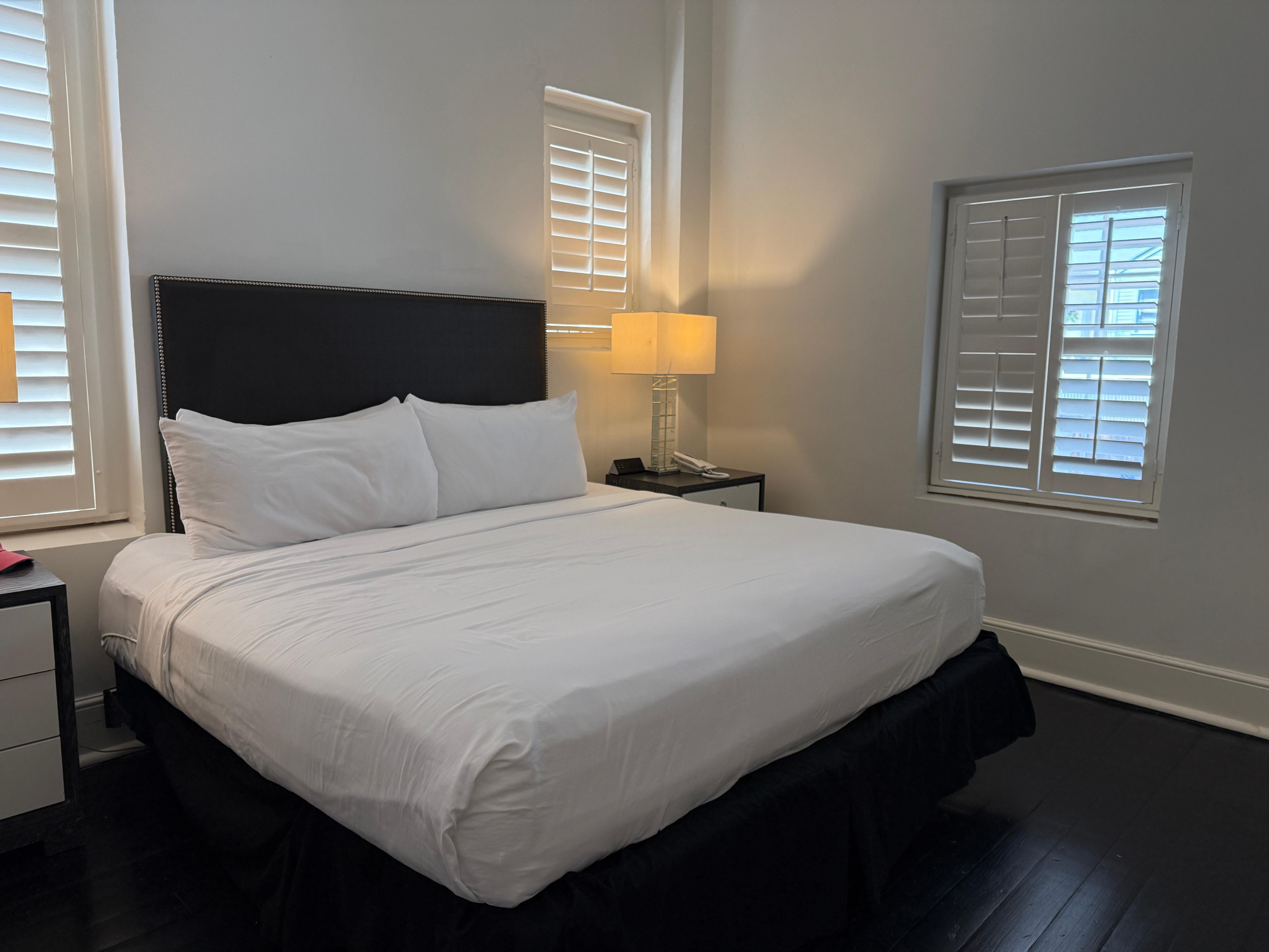 the bed room