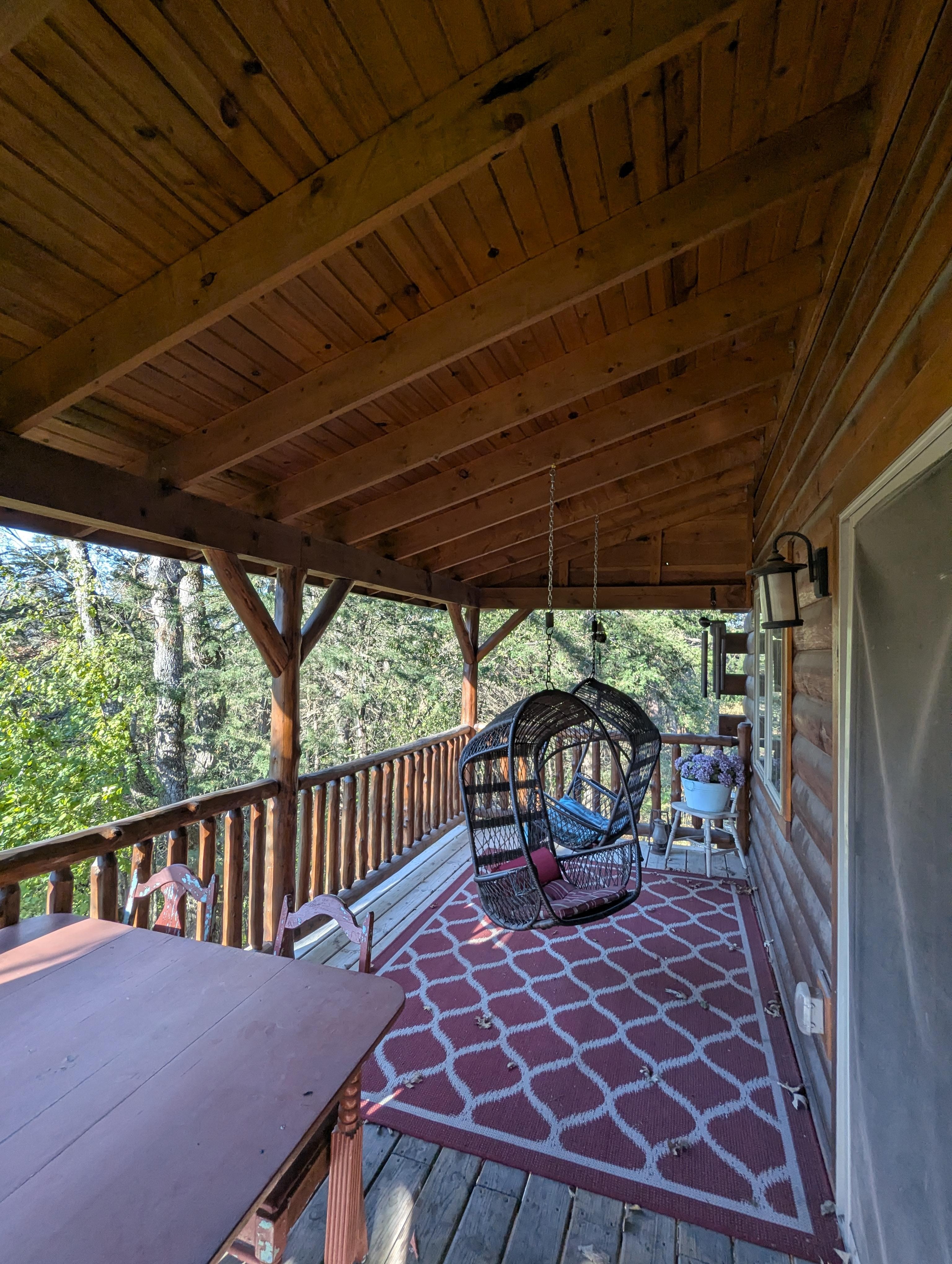 Other side of the porch.