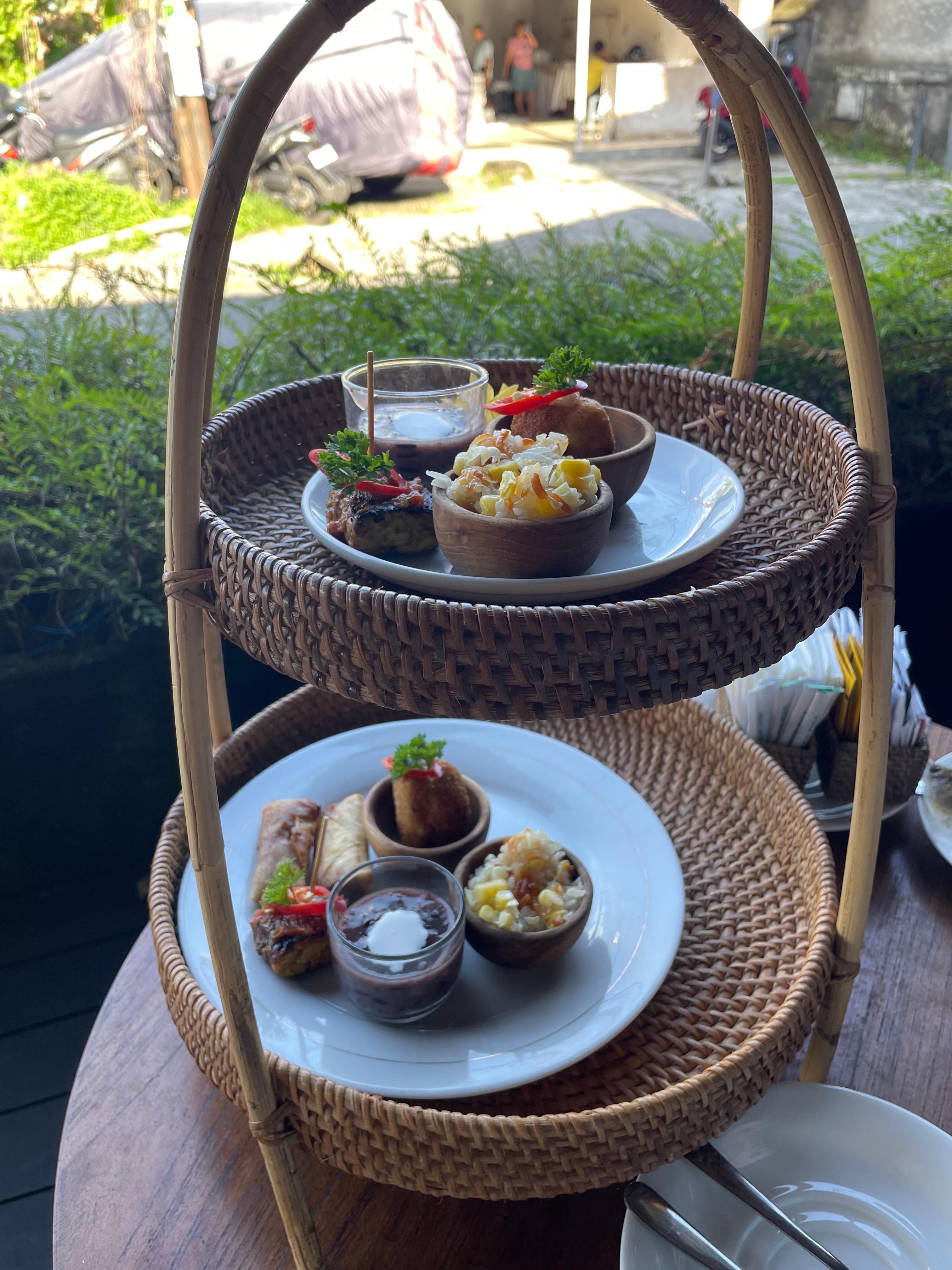 Afternoon tea (free)