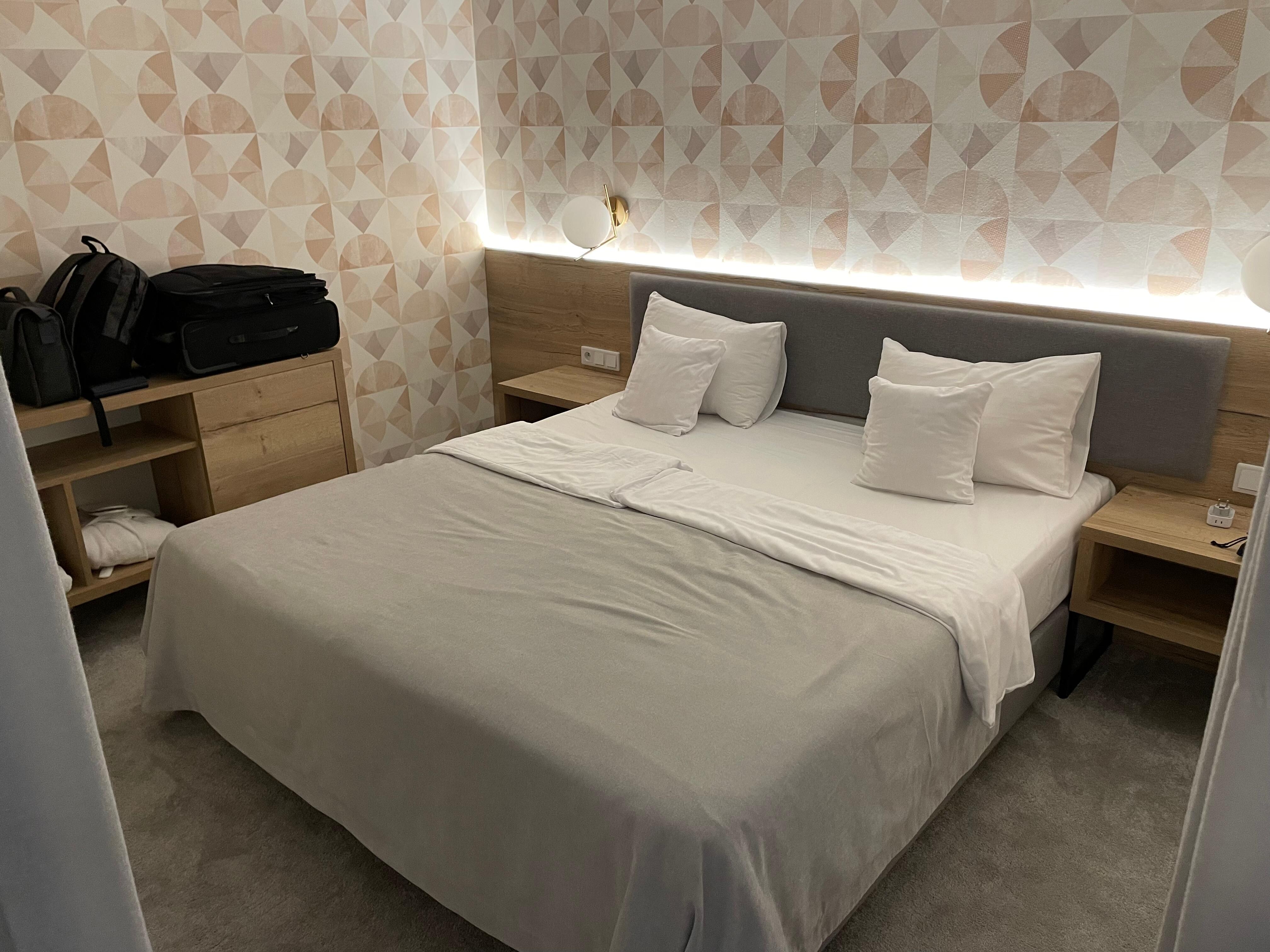 Bedroom unit 1 