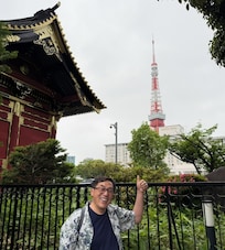 Taken from Onarimon Subway exit right in front of the Prince Hotel and Shiba Park Shrine.