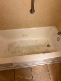 The coating on the bathtub was is terrible condition. The bathtub was unusable.