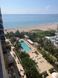 Picture from the balcony in the AM