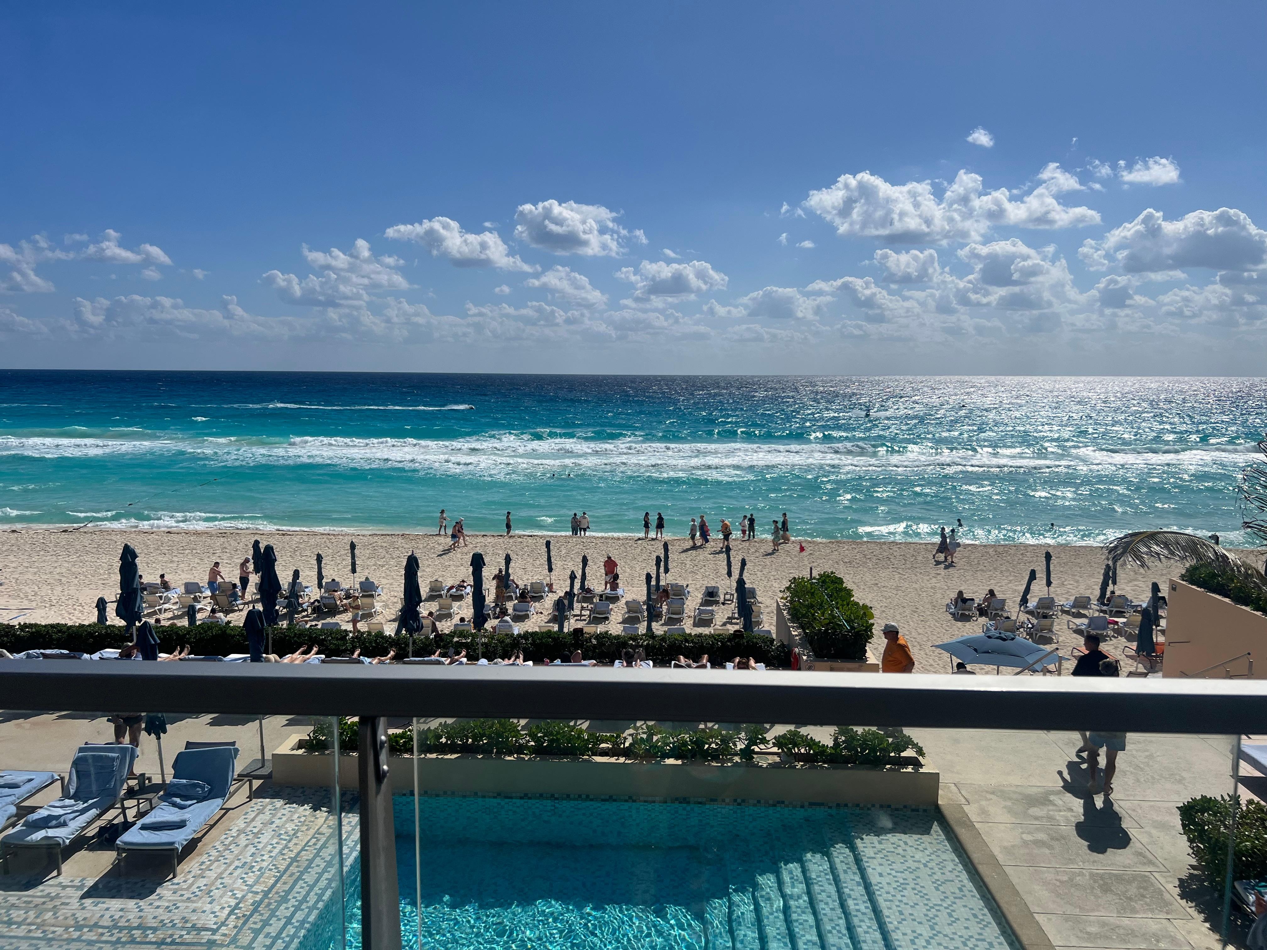 View facing the beachfront. 