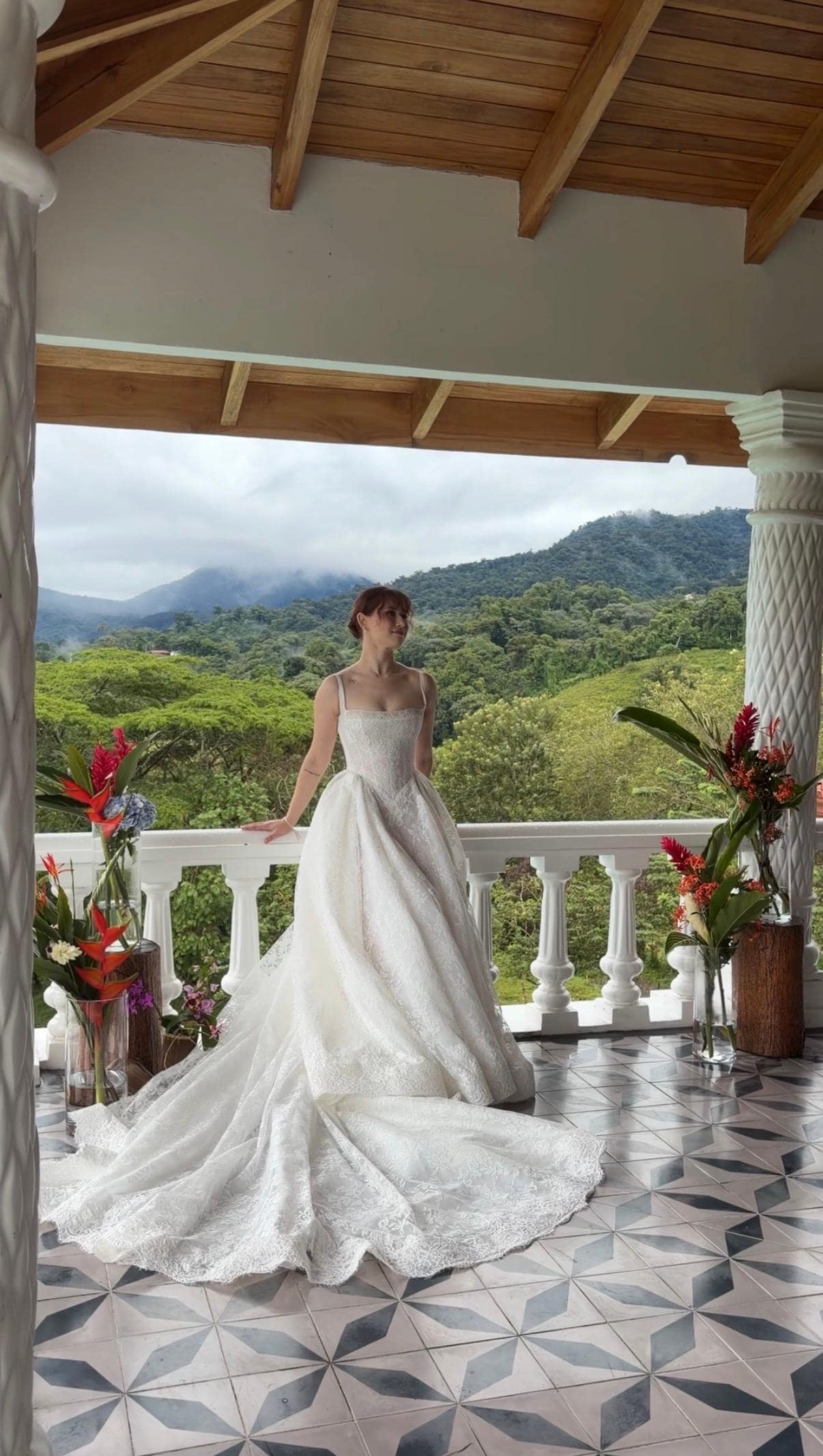 The flowers Carmen brought!!!