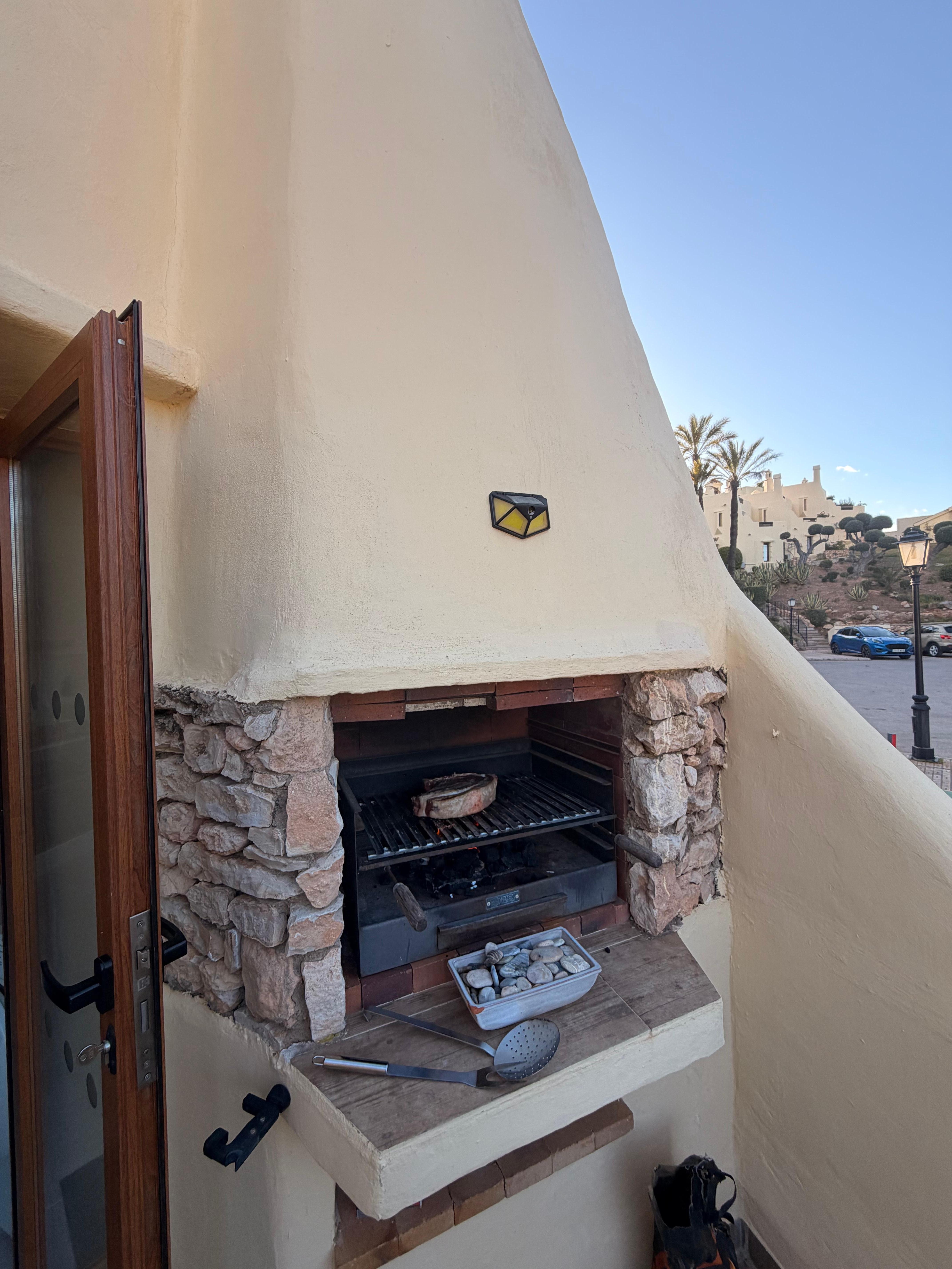 Lovely and easy to use BBQ