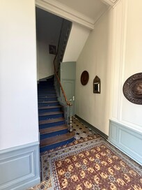 Narrow staircase, no elevator. Second floor is actually on the third floor (take three flights of stairs)