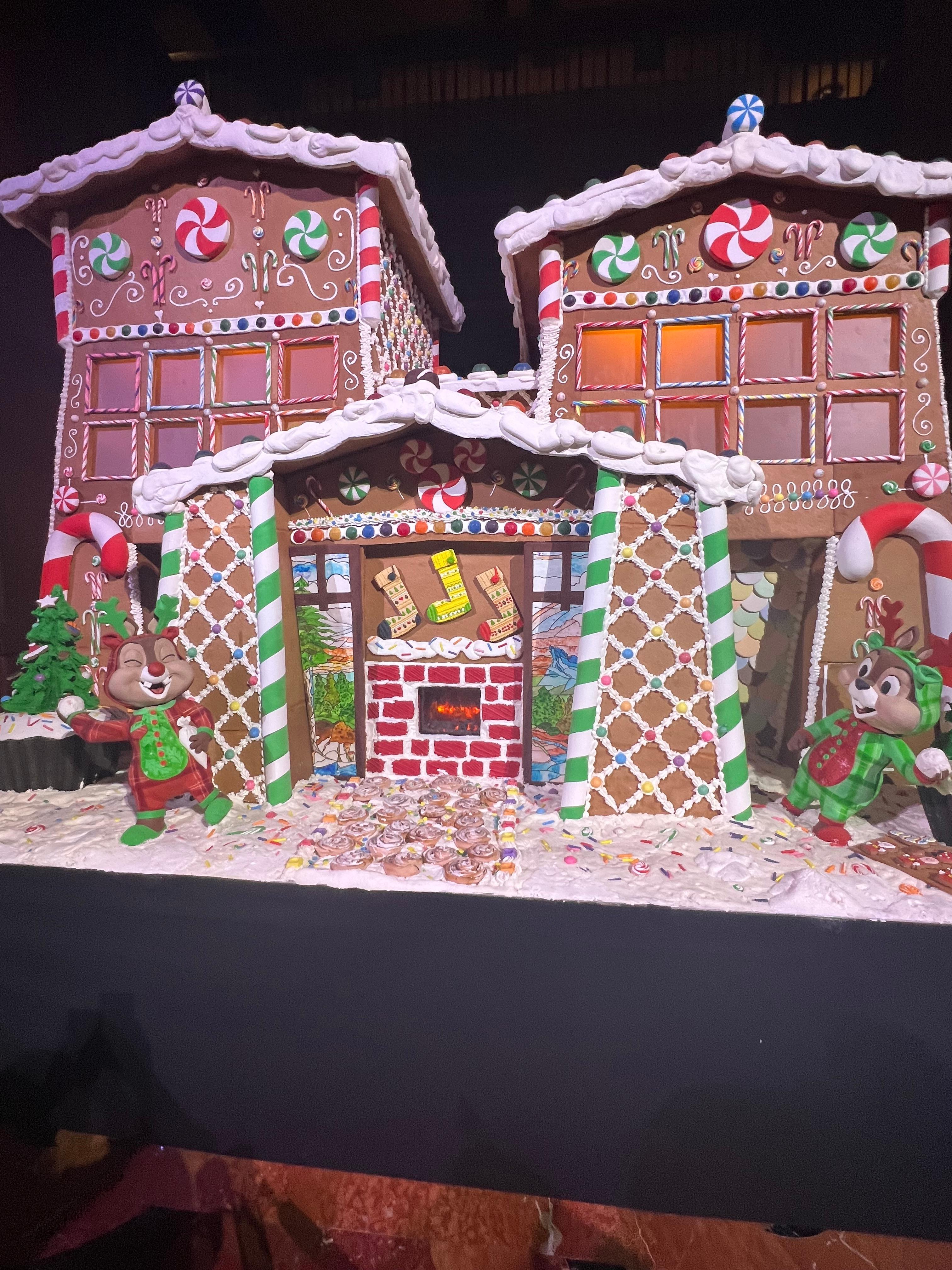 2024 Gingerbread house