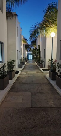 Passage entre les chambres le soir