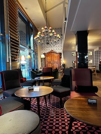 A great place for your home base when exploring Barcelona. It's elegant without being too pretentious and the staff are helpful.