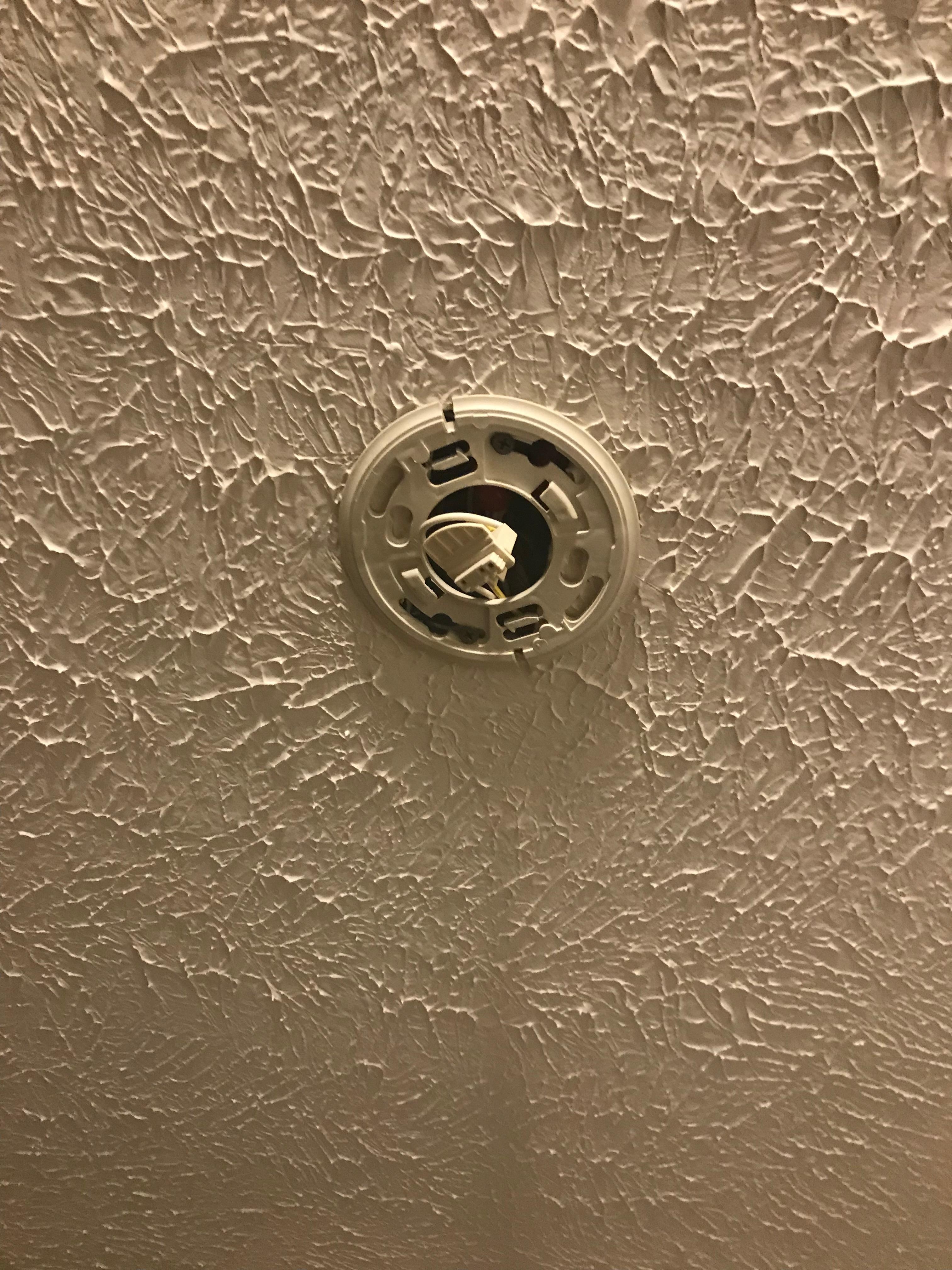 Missing smoke detector