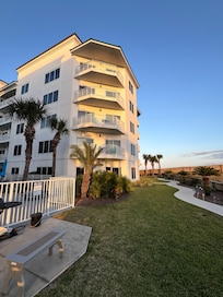 The unit is on the ground level