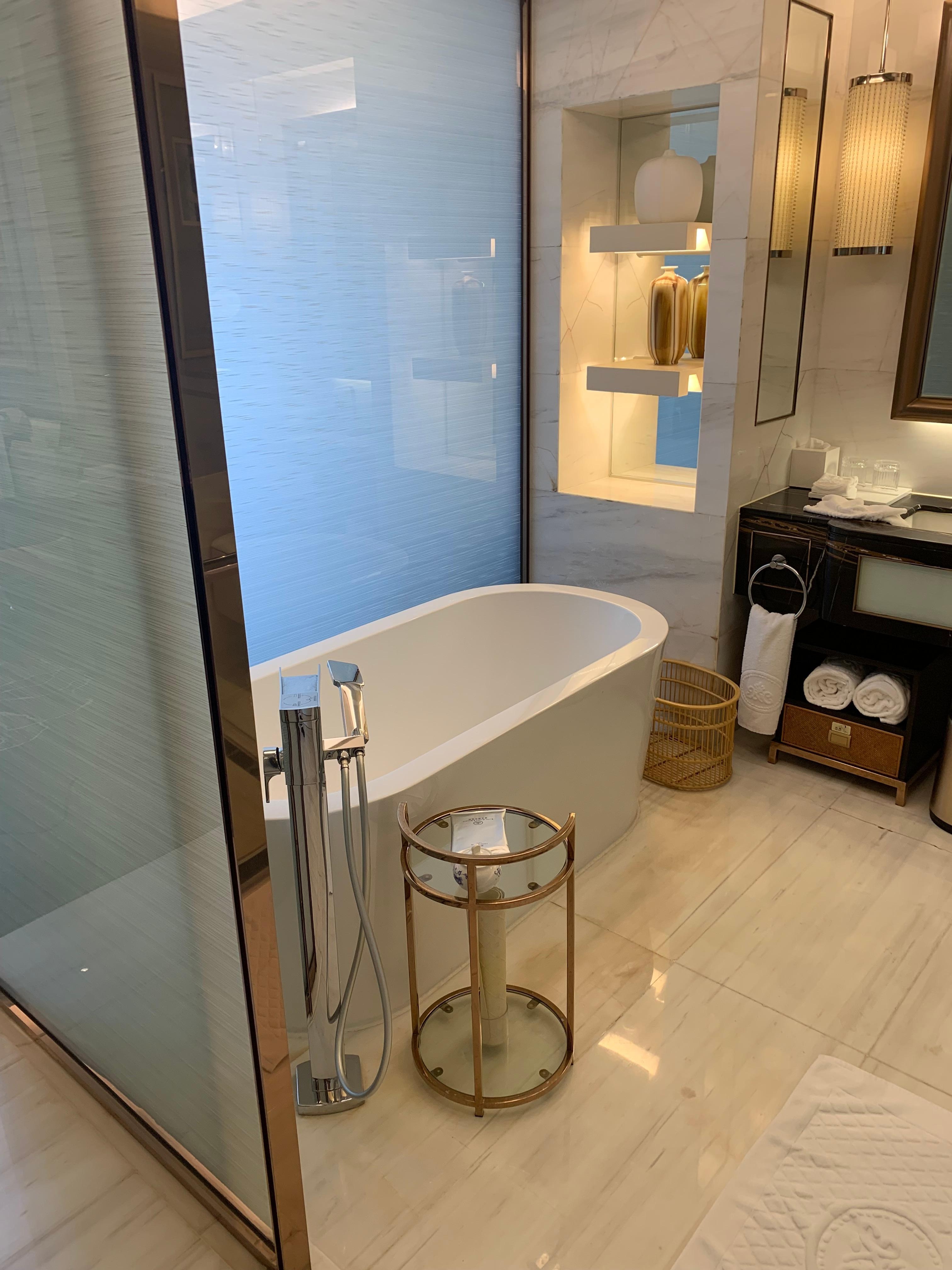 部屋のバスタブ🛁