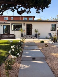 The entryway was gorgeous!