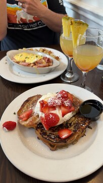 Breakfast at Bread Winners.