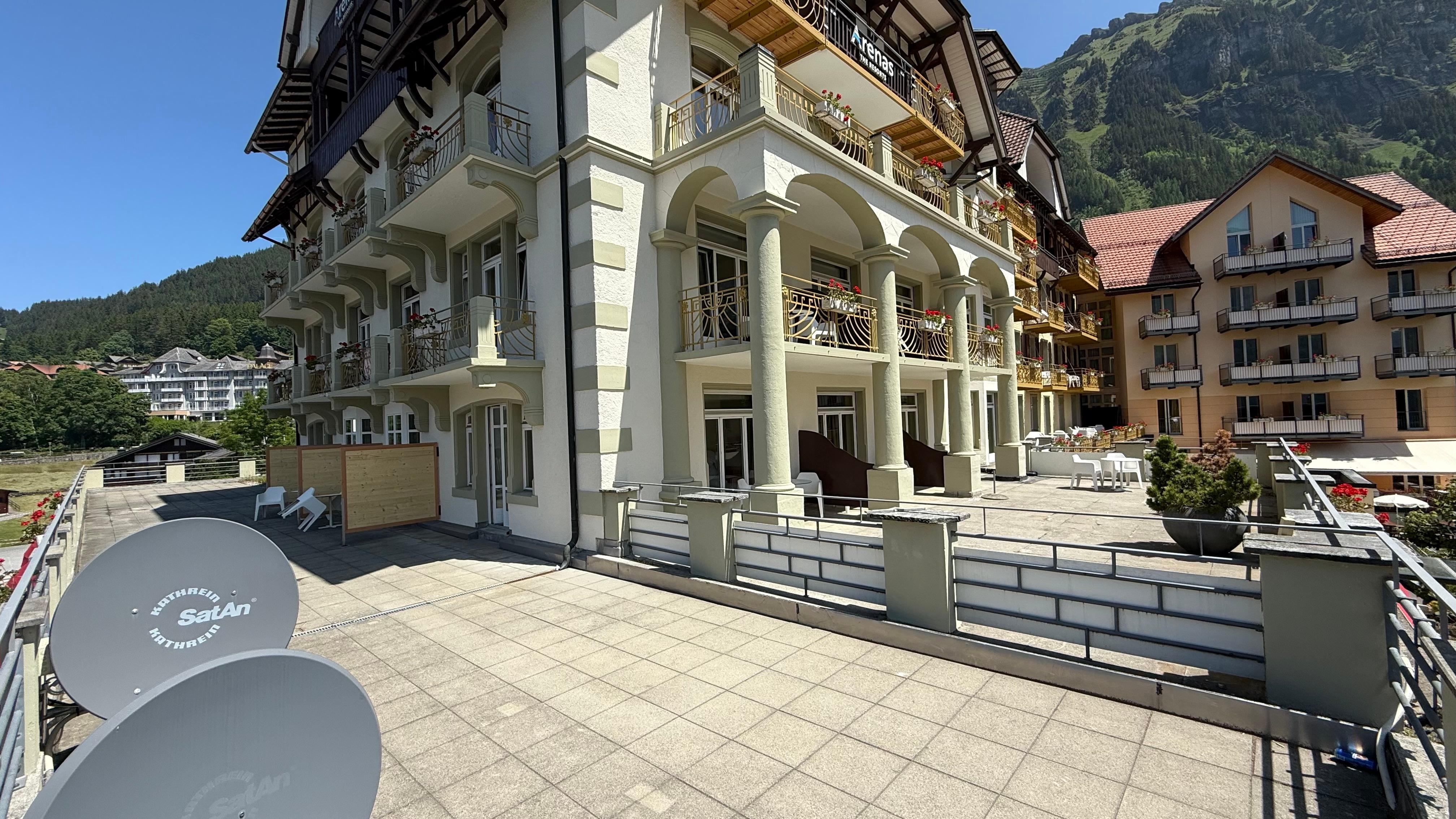 Patio view for a panoramic room